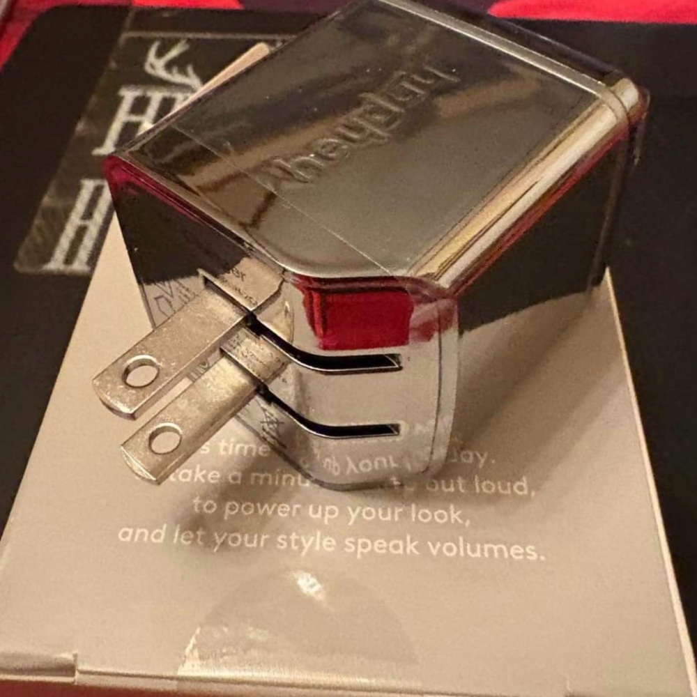 Heyday Gray Charging Box for 2 usb-c - Picture 4 of 5